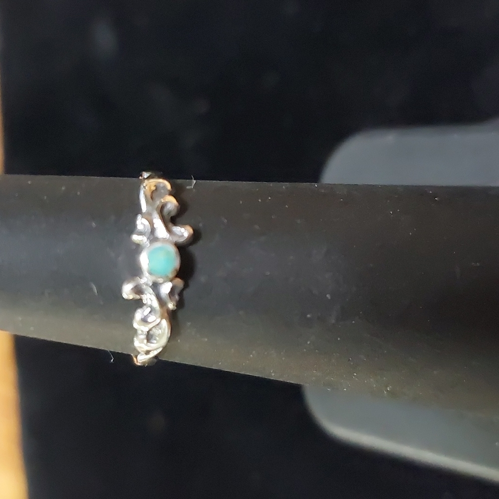 Dainty 4.2mm  Genuine Turquiose Ring Sz4